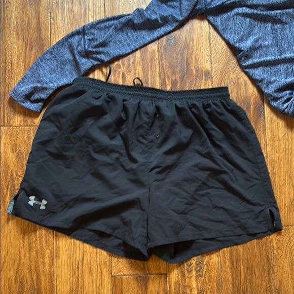 Under Armour Blue Pullover and Black Shorts Set - Picture 10 of 13
